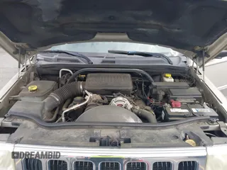 2006 Jeep Commander Limited с VIN 1J8HG58N76C359714, выставлен на аукционе IAAI как лот 42623888 с пробегом 132 101 миль миль и . История ставок и продаж доступна на DreamBid. Изображение 10.