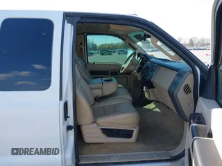 2008 Ford F-250 XL z VIN 1FTSX21RX8EB63847, wystawiony jako IAAI lot #41794531 z przebiegiem 263 884 mil mil oraz . Historia ofert i sprzedaży dostępna na DreamBid. Obrazek 5.