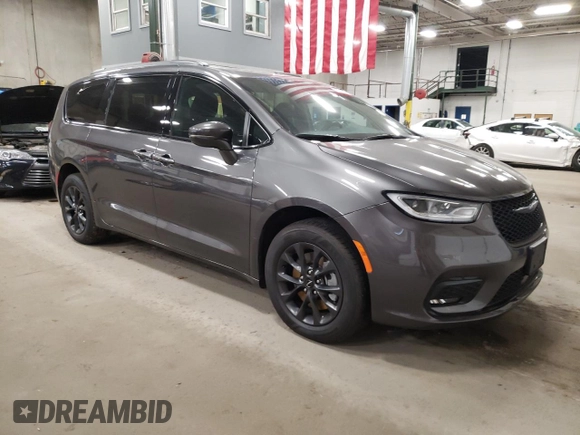 2022 Chrysler Pacifica Touring L z VIN 2C4RC3BG8NR135203, wystawiony jako Copart lot #81473494 z przebiegiem 51 123 mil mil oraz Szkoda całkowita • Salvage title. Historia ofert i sprzedaży dostępna na DreamBid. Obrazek 4.