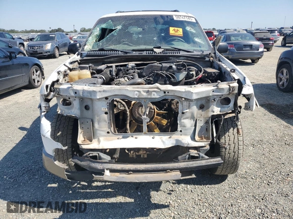 2003 Ford Explorer Eddie Bauer с VIN 1FMDU74K33UB43415, выставлен на аукционе Copart как лот 59747145 с пробегом Не указан миль и Списание • Salvage title. История ставок и продаж доступна на DreamBid. Изображение 5.