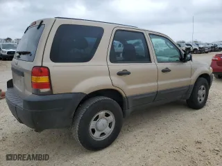 2007 Ford Escape XLS with VIN 1FMYU02Z27KB60488, listed as a Copart auction lot 47476445 with 238,244 mi miles and Salvage Title. Bid and sale history available at carsss.com. Image 3.