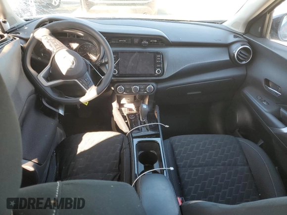 2023 Nissan Kicks SV with VIN 3N1CP5CV0PL551526, listed as a Copart auction lot 49707195 with 8,371 mi miles and Salvage Title. Bid and sale history available at DreamBid. Image 8.