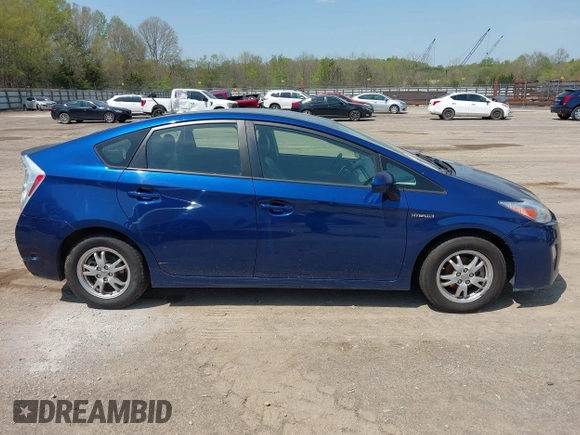 2011 Toyota Prius I with VIN JTDKN3DU3B0315824, listed as a IAAI auction lot 42034022 with 230,653 mi miles. Bid and sale history available at carsss.com. Image 13.