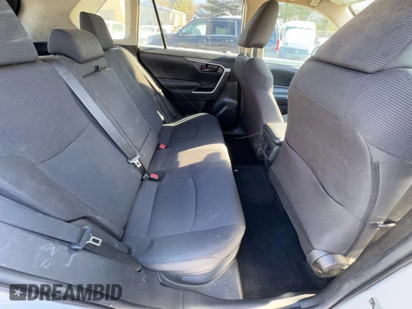 2021 Toyota RAV4 Hybrid LE with VIN 2T3M6RFV6MW00885, listed as a Copart auction lot 52413215 with 171,261 mi miles and Clean Title. Bid and sale history available at carsss.com. Image 6.