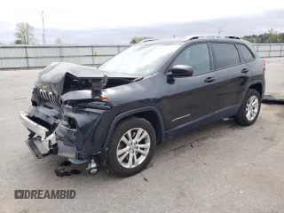 2015 Jeep Cherokee Sport z VIN 1C4PJLAB1FW707062, wystawiony jako Copart lot #51346975 z przebiegiem 178 764 mil mil oraz Szkody całkowita. Historia ofert i sprzedaży dostępna na DreamBid. Obrazek 1.