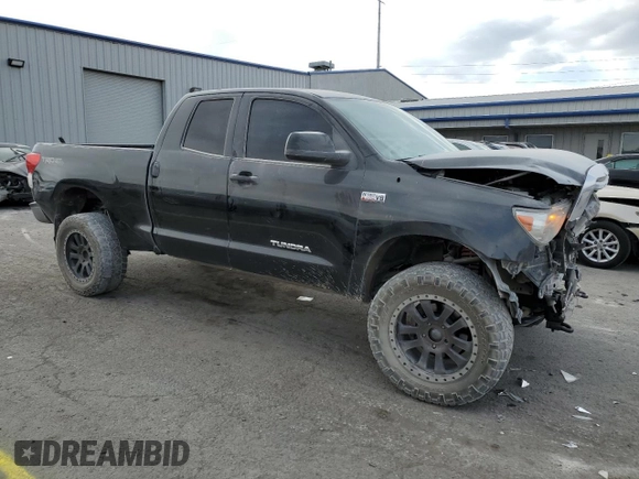 2013 Toyota Tundra z VIN 5TFUY5F17DX318332, wystawiony jako Copart lot #88794955 z przebiegiem 113 064 mil mil oraz Szkoda całkowita • Salvage title. Historia ofert i sprzedaży dostępna na DreamBid. Obrazek 4.