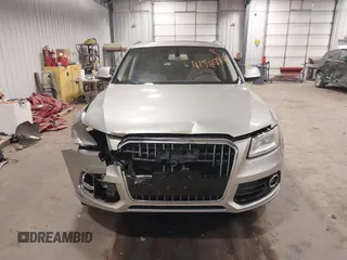 2014 Audi Q5 Premium Plus z VIN WA1LFAFP1EA075646, wystawiony jako IAAI lot #41528806 z przebiegiem 104 265 mil mil oraz . Historia ofert i sprzedaży dostępna na DreamBid. Obrazek 12.