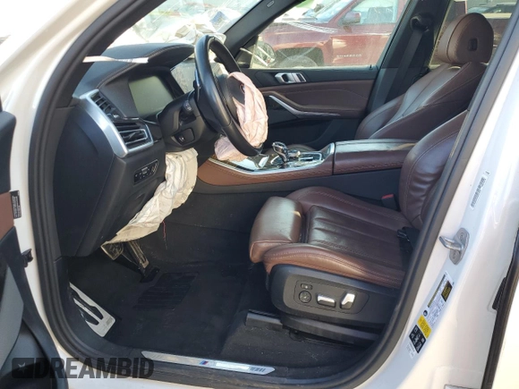 2020 BMW X5 xDrive40i with VIN 5UXCR6C00L9C91795, listed as a Copart auction lot 46489845 with Not Provided miles and Salvage Title. Bid and sale history available at carsss.com. Image 7.
