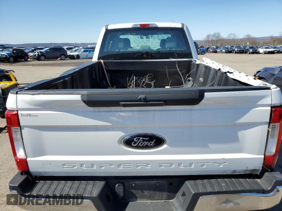 2018 Ford Super Duty F-250 SRW XL with VIN 1FT7W2B6XJEC73588, listed as a Copart auction lot 46824385 with 69,912 mi miles and Salvage Title. Bid and sale history available at carsss.com. Image 10.