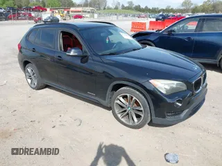 2014 BMW X1 sDrive28i with VIN WBAVM1C51EVW51040, listed as a IAAI auction lot 41956856 with 1 mi miles. Bid and sale history available at carsss.com. Image 1.