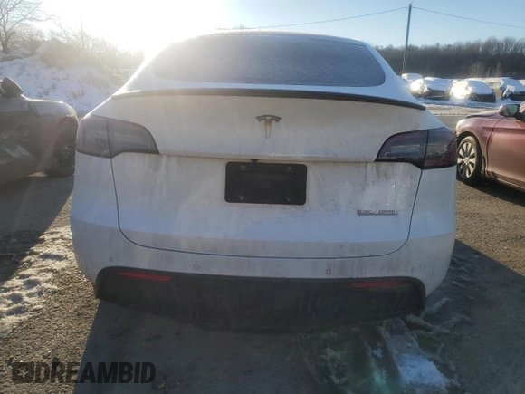 2022 Tesla Model Y Performance with VIN 7SAYGDEFXNF381791, listed as a Copart auction lot 88215705 with 60,153 mi miles and Salvage title. Bid and sale history available at DreamBid. Image 6.