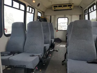2007 Chevrolet Express Commercial C7L DRW with VIN 1GBJG31U671234848, listed as a Copart auction lot 50197555 with 97,869 mi miles and Salvage Title. Bid and sale history available at carsss.com. Image 10.