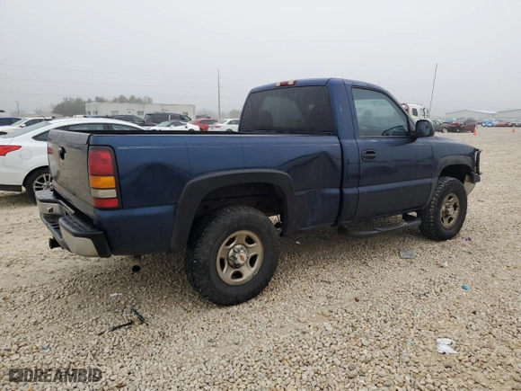 2000 Chevrolet Silverado 1500 with VIN 1GCEK14V9YZ235077, listed as a Copart auction lot 43021105 with 172,099 mi miles and Salvage Title. Bid and sale history available at carsss.com. Image 3.