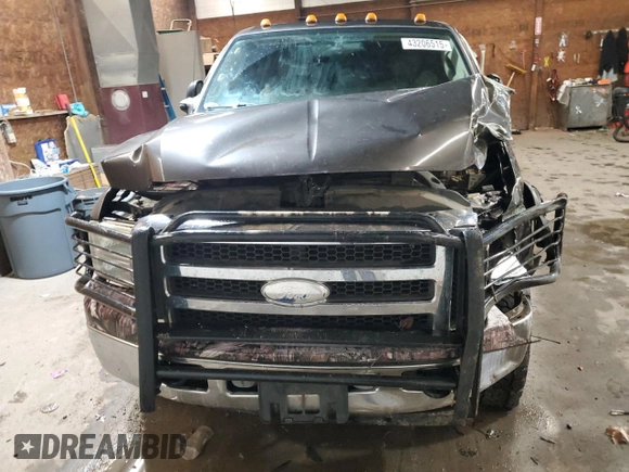 2005 Ford F-250 XL z VIN 1FTSX215X5EC77078, wystawiony jako Copart lot #43206515 z przebiegiem 174 764 mil mil oraz Szkoda całkowita • Salvage title. Historia ofert i sprzedaży dostępna na DreamBid. Obrazek 5.