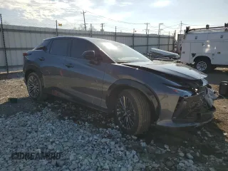2023 Lexus RZ 450e Premium z VIN JTJAAAAB5PA007146, wystawiony jako Copart lot #50764805 z przebiegiem 20 747 mil mil oraz Szkody całkowita. Historia ofert i sprzedaży dostępna na DreamBid. Obrazek 4.