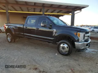 2019 Ford F-350 XL z VIN 1FT8W3DT8KEG64950, wystawiony jako Copart lot #87010314 z przebiegiem Nie podano mil oraz Szkoda całkowita • Salvage title. Historia ofert i sprzedaży dostępna na DreamBid. Obrazek 4.