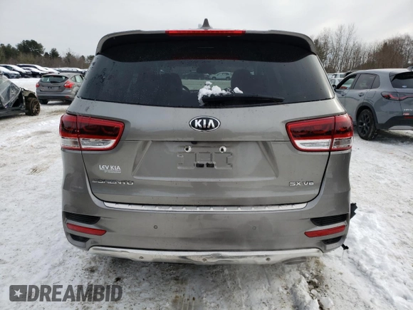 2018 Kia Sorento SX Limited z VIN 5XYPKDA55JG364808, wystawiony jako Copart lot #44242595 z przebiegiem 54 006 mil mil oraz Szkoda całkowita • Salvage title. Historia ofert i sprzedaży dostępna na DreamBid. Obrazek 6.