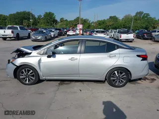 2021 Nissan Versa SV with VIN 3N1CN8EV9ML869581, listed as a IAAI auction lot 41923083 with 53,118 mi miles. Bid and sale history available at carsss.com. Image 15.