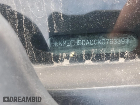 2016 Smart fortwo Passion z VIN WMEFJ5DA0GK076339, wystawiony jako Copart lot #68891564 z przebiegiem Nie podano mil oraz Szkoda całkowita • Salvage title. Historia ofert i sprzedaży dostępna na DreamBid. Obrazek 12.