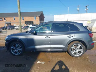 2020 Audi Q5 Prestige with VIN WA1CNAFY5L2015789, listed as a IAAI auction lot 42653993 with 59,725 mi miles and . Bid and sale history available at DreamBid. Image 14.
