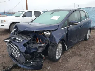 2016 Ford C-Max Energi SEL with VIN 1FADP5CU6GL108873, listed as a IAAI auction lot 41744658 with 1 mi miles. Bid and sale history available at carsss.com. Image 6.