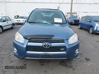 2011 Toyota RAV4 Ltd with VIN 2T3DK4DV4BW062797, listed as a IAAI auction lot 41760456 with 112,232 mi miles. Bid and sale history available at carsss.com. Image 12.