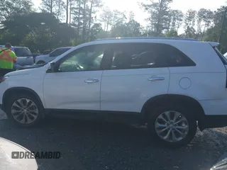 2014 Kia Sorento EX with VIN 5XYKU4A70EG431214, listed as a IAAI auction lot 42231124 with 99,275 mi miles and . Bid and sale history available at DreamBid. Image 14.