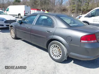 2005 Chrysler Sebring z VIN 1C3EL46X35N658547, wystawiony jako IAAI lot #41747506 z przebiegiem 118 414 mil mil oraz . Historia ofert i sprzedaży dostępna na DreamBid. Obrazek 3.