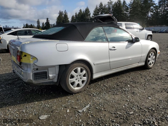2002 Mercedes-Benz CLK-Class with VIN WDBLK65GX2T122333, listed as a Copart auction lot 52389475 with 62,752 mi miles and Salvage Title. Bid and sale history available at carsss.com. Image 3.