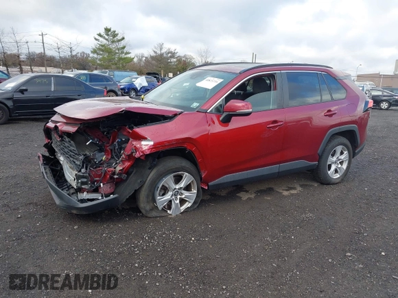 2020 Toyota RAV4 XLE with VIN 2T3P1RFV4LW115588, listed as a IAAI auction lot 40821216 with 60,697 mi miles. Bid and sale history available at carsss.com. Image 17.