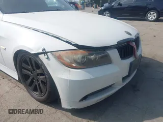 2007 BMW 3 Series 328i with VIN WBAVC53517FZ76519, listed as a IAAI auction lot 42595027 with Not provided miles and . Bid and sale history available at DreamBid. Image 6.