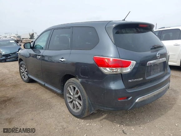 2014 Nissan Pathfinder S with VIN 5N1AR2MN2EC697622, listed as a IAAI auction lot 41561399 with 142,289 mi miles. Bid and sale history available at carsss.com. Image 3.
