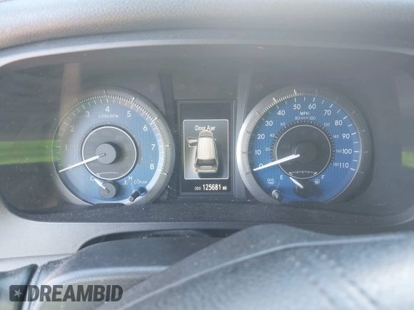 2017 Toyota Sienna XLE Auto Access Seat with VIN 5TDYZ3DC2HS875197, listed as a IAAI auction lot 42244211 with 125,681 mi miles and . Bid and sale history available at DreamBid. Image 7.