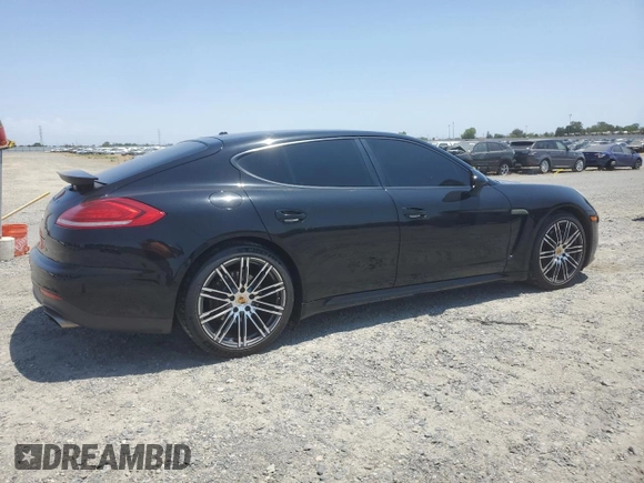 2015 Porsche Panamera 4 with VIN WP0AA2A74FL006965, listed as a Copart auction lot 59812145 with 191,851 mi miles and Clean title. Bid and sale history available at DreamBid. Image 3.