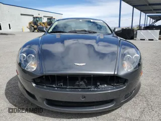 2007 Aston Martin DB9 z VIN SCFAD01A77GA07808, wystawiony jako Copart lot #48063115 z przebiegiem 53 195 mil mil oraz Szkody całkowita. Historia ofert i sprzedaży dostępna na DreamBid. Obrazek 5.