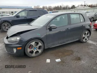 2011 Volkswagen GTI z VIN WVWGV7AJ3BW163354, wystawiony jako Copart lot #43594755 z przebiegiem 110 642 mil mil oraz Szkoda całkowita • Salvage title. Historia ofert i sprzedaży dostępna na DreamBid. Obrazek 1.