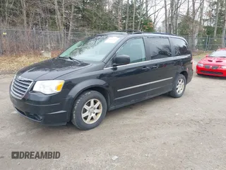 2010 Chrysler Town & Country Touring with VIN 2A4RR5D19AR170405, listed as a IAAI auction lot 42057496 with 195,211 mi miles. Bid and sale history available at carsss.com. Image 2.
