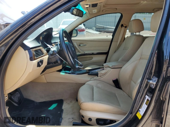 2011 BMW 3 Series 328i с VIN WBAPH7G52BNN07423, выставлен на аукционе Copart как лот 61913975 с пробегом 106 626 миль миль и Чистый • Clean title. История ставок и продаж доступна на DreamBid. Изображение 7.
