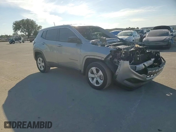 2022 Jeep Compass North with VIN 3C4NJDBB0NT170023, listed as a Copart auction lot 76602004 with 41,191 mi miles and Salvage Title. Bid and sale history available at DreamBid. Image 15.
