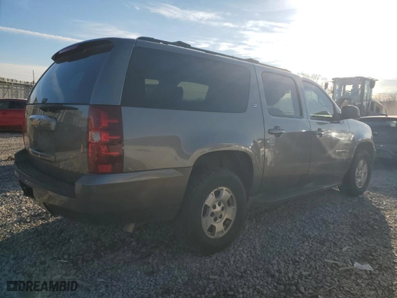 2013 Chevrolet Suburban LT with VIN 1GNSCJE06DR194704, listed as a Copart auction lot 88228405 with 330,692 mi miles and Clean Title. Bid and sale history available at carsss.com. Image 3.