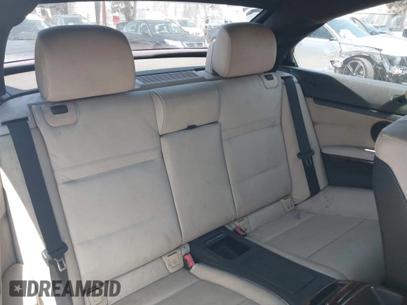 2011 BMW 3 Series 328i z VIN WBADW7C51BE544798, wystawiony jako IAAI lot #42270684 z przebiegiem 153 909 mil mil oraz . Historia ofert i sprzedaży dostępna na DreamBid. Obrazek 8.