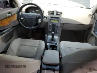 2008 Volvo S40 2.4L z VIN YV1MS382982350935, wystawiony jako Copart lot #60416945 z przebiegiem 77 593 mil mil oraz Szkoda całkowita • Salvage title. Historia ofert i sprzedaży dostępna na DreamBid. Obrazek 8.