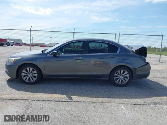 2012 Honda Accord EX with VIN 1HGCP2F76CA086729, listed as a IAAI auction lot 42088462 with 230,391 mi miles and . Bid and sale history available at DreamBid. Image 14.