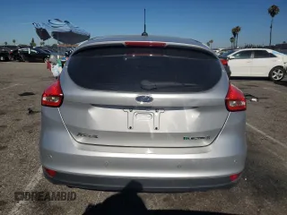 2015 Ford Focus Electric с VIN 1FADP3R42FL380198, выставлен на аукционе Copart как лот 64259355 с пробегом 43 566 миль миль и Чистый • Clean title. История ставок и продаж доступна на DreamBid. Изображение 6.