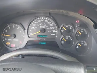 2003 Chevrolet TrailBlazer LS with VIN 1GNDT13S432131251, listed as a IAAI auction lot 41509334 with 275,972 mi miles. Bid and sale history available at carsss.com. Image 7.