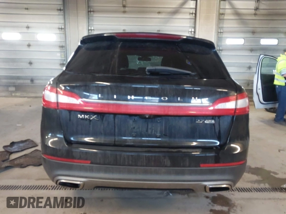 2016 Lincoln MKX Reserve with VIN 2LMTJ8LP2GBL29583, listed as a IAAI auction lot 41424665 with 140,061 mi miles and . Bid and sale history available at DreamBid. Image 16.