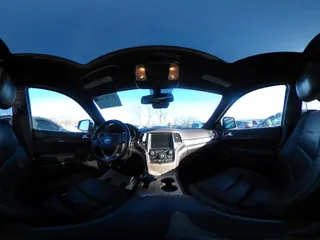 2014 Jeep Grand Cherokee Summit с VIN 1C4RJFJGXEC528136, выставлен на аукционе IAAI как лот 41707972 с пробегом 131 402 миль миль и . История ставок и продаж доступна на DreamBid. Изображение 18.