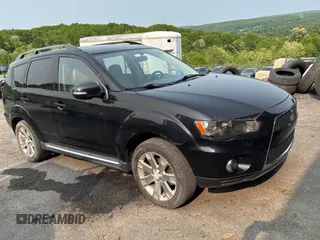 2011 Mitsubishi Outlander SE z VIN JA4JT3AWXBU037899, wystawiony jako Copart lot #59797915 z przebiegiem 91 868 mil mil oraz Czysty tytuł • Clean title. Historia ofert i sprzedaży dostępna na DreamBid. Obrazek 1.