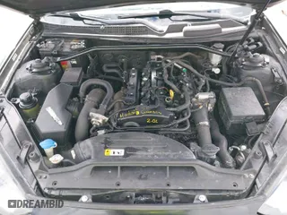 2013 Hyundai Genesis Coupe 2.0T R-Spec with VIN KMHHT6KD4DU094715, listed as a IAAI auction lot 41795507 with 124,173 mi miles. Bid and sale history available at carsss.com. Image 10.