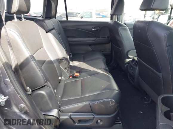 2017 Honda Pilot EX-L with VIN 5FNYF5H53HB029780, listed as a IAAI auction lot 41667838 with 104,803 mi miles. Bid and sale history available at carsss.com. Image 8.